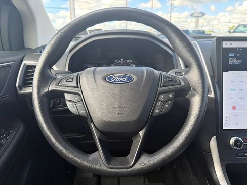 Used 2023 Ford Edge SE w/ Black Appearance Package AWD/4WD image 20