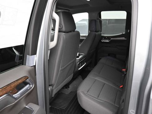 New 2026 GMC Sierra 1500 Elevation w/ Preferred Package AWD/4WD image 25