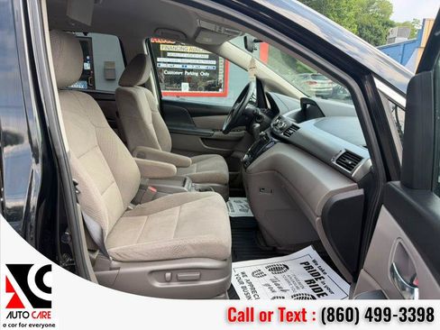 Used 2016 Honda Odyssey SE image 10