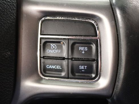 Used 2016 RAM 2500 Limited image 31