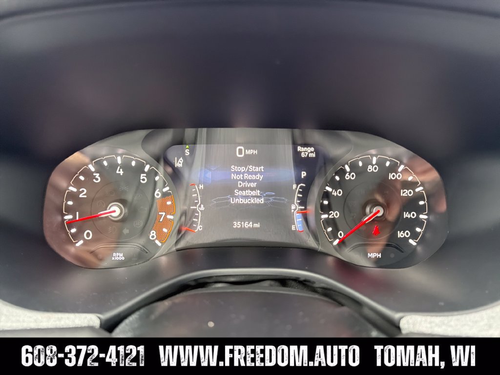 Used 2025 Jeep Compass Latitude w/ Sun & Sound Group AWD/4WD image 17