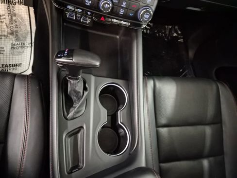 Used 2024 Dodge Durango GT image 36