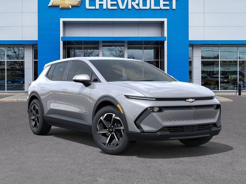 New 2026 Chevrolet Equinox EV LT FWD image 13