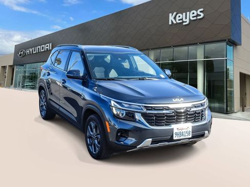 Used 2024 Kia Seltos S image 3