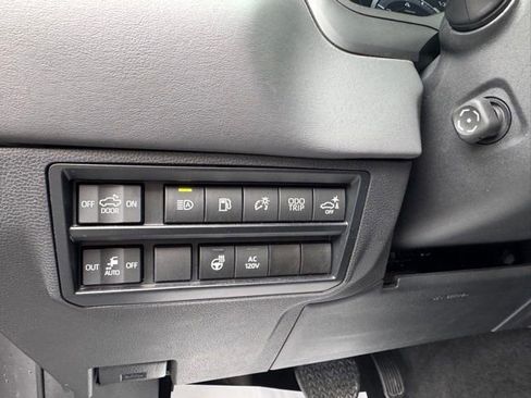 Used 2024 Toyota Tundra Platinum image 21