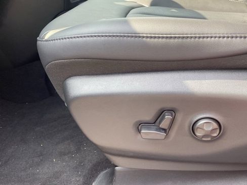 New 2026 Chrysler Pacifica Select image 17