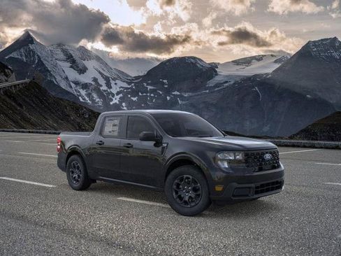 New 2026 Ford Maverick XLT image 7