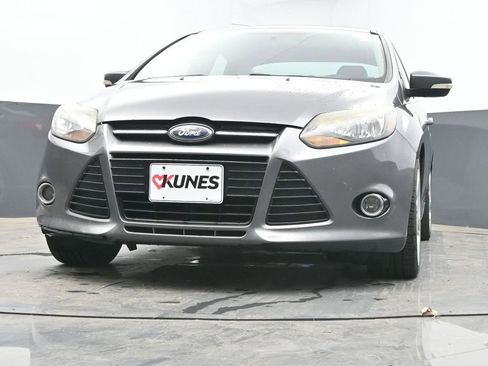 Used 2014 Ford Focus Titanium FWD image 45