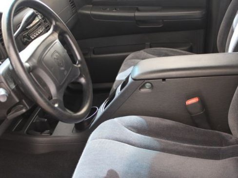 Used 2002 Dodge Dakota Sport image 15