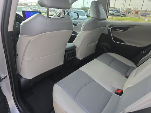 Used 2024 Toyota RAV4 Limited image 15