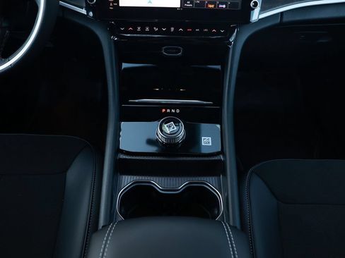 New 2026 Jeep Grand Cherokee L 2WD image 26