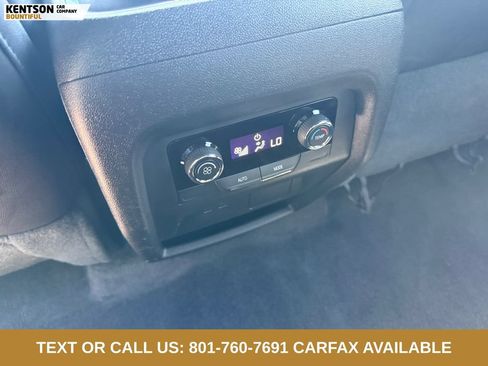 Used 2025 Chevrolet Traverse Z71 AWD/4WD image 34