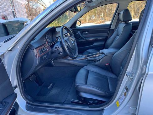 Used 2006 BMW 330i 330i Sedan image 14