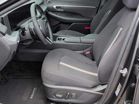 Used 2025 Hyundai Sonata SEL FWD image 17