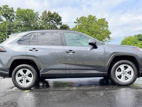 Used 2020 Toyota RAV4 XLE image 1