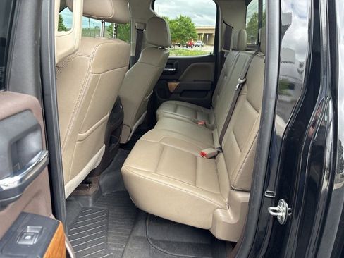 Used 2017 Chevrolet Silverado 1500 LTZ AWD/4WD image 11