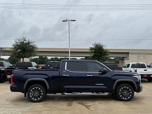 Used 2023 Toyota Tundra Limited AWD/4WD image 5