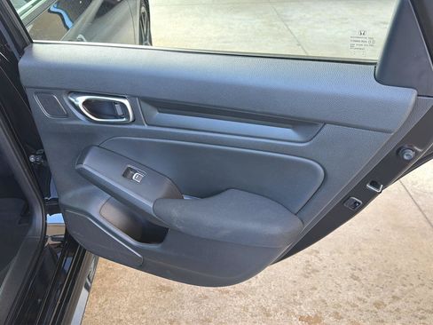 Used 2025 Honda Civic Sport image 15