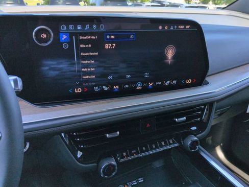 New 2026 Chevrolet Tahoe High Country w/ Sun And Tow Package AWD/4WD image 15