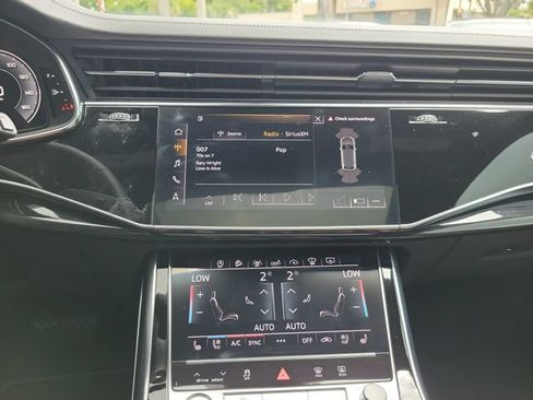 Used 2019 Audi Q8 Prestige AWD/4WD image 26