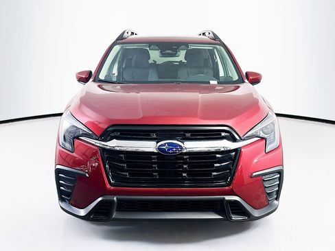 Used 2025 Subaru Ascent Premium image 2