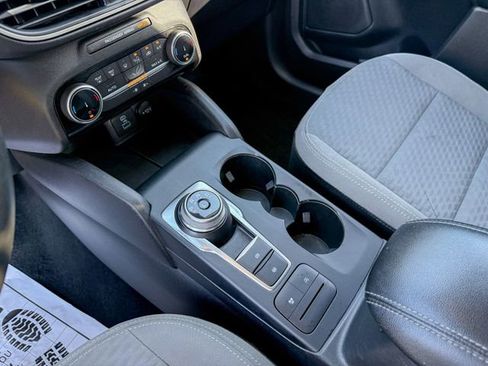 Used 2022 Ford Escape SE w/ Convenience Package image 14