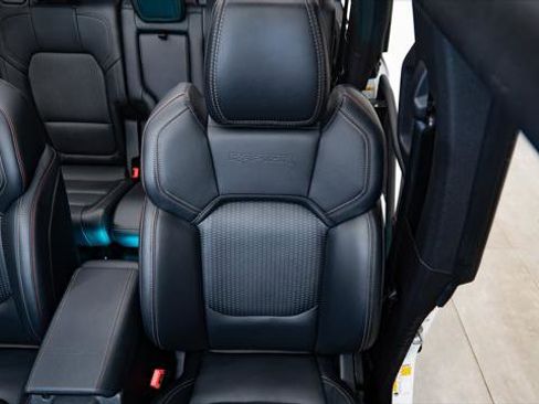 Used 2024 Ford Bronco Raptor image 22