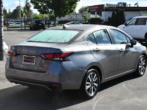 Used 2023 Nissan Versa SV FWD image 8