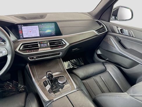 Used 2022 BMW X5 xDrive40i w/ Premium Package image 23