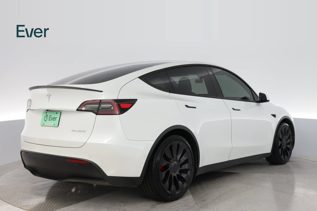 Used 2022 Tesla Model Y Performance AWD/4WD image 3