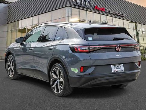 Used 2023 Volkswagen ID.4 Pro S image 2