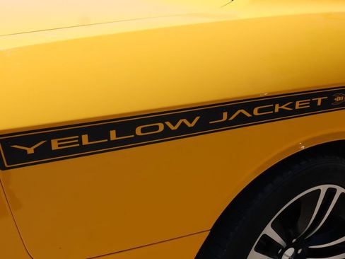 Used 2012 Dodge Challenger SRT8 Yellow Jacket w/ Premium Sound Group RWD image 9