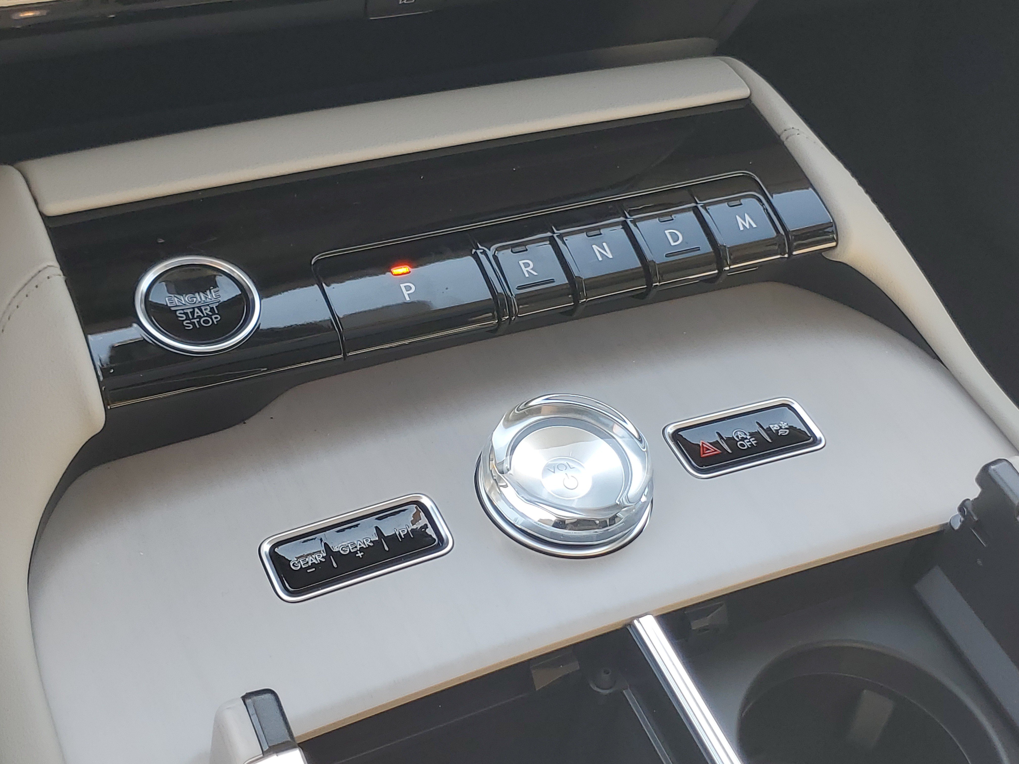 New 2026 Lincoln Navigator Reserve AWD/4WD image 25