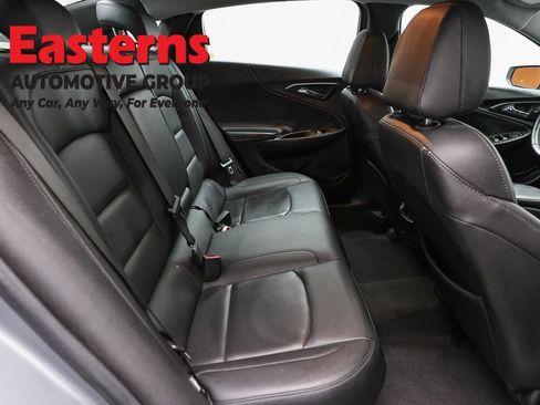 Used 2024 Chevrolet Malibu LT FWD image 25