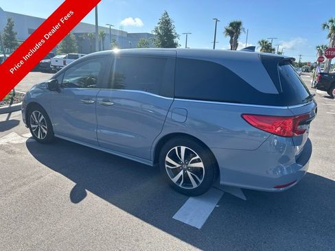 Used 2023 Honda Odyssey Touring image 3