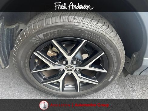 Used 2016 Toyota RAV4 SE FWD image 17
