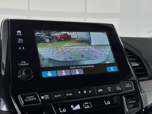 Used 2023 Honda Odyssey EX-L image 16