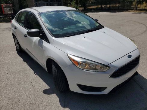 Used 2017 Ford Focus S FWD image 5