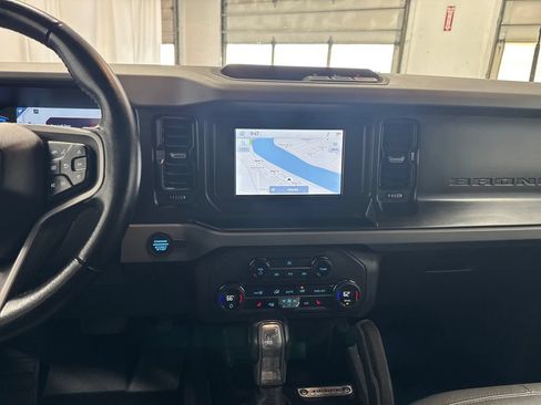Used 2023 Ford Bronco Big Bend AWD/4WD image 16