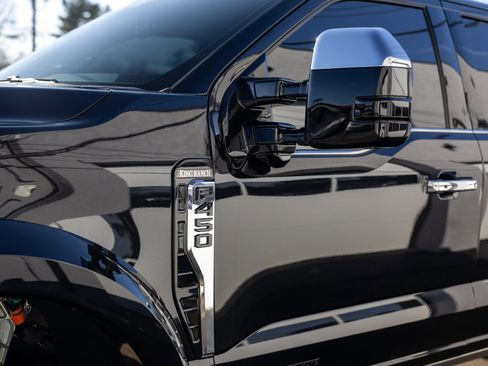 Used 2025 Ford F450 King Ranch w/ Chrome Package image 19