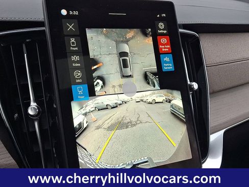 New 2026 Volvo XC90 B6 Plus w/ Protection Package Premier image 15