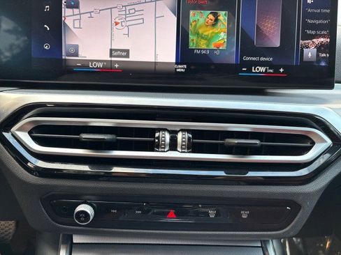 Used 2023 BMW i4 eDrive40 w/ Premium Package image 26