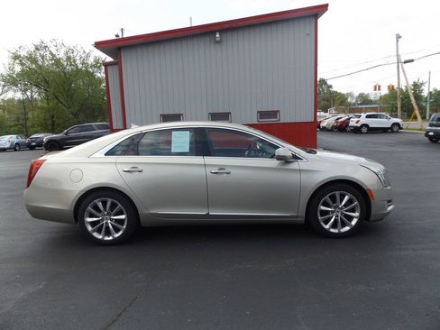Used 2013 Cadillac XTS Luxury w/ Driver Awareness Package FWD image 6