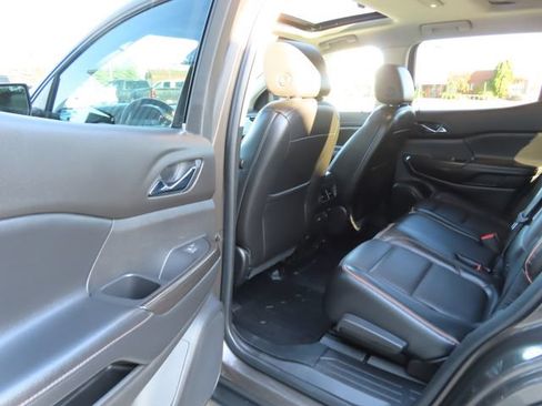 Used 2019 GMC Acadia SLT AWD/4WD image 21