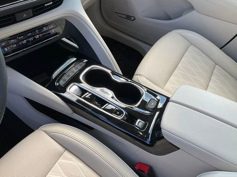 Certified 2023 Buick Envision Avenir image 14