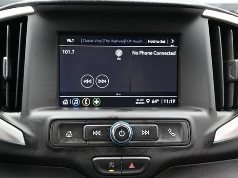 Used 2024 GMC Terrain SLE AWD/4WD image 31