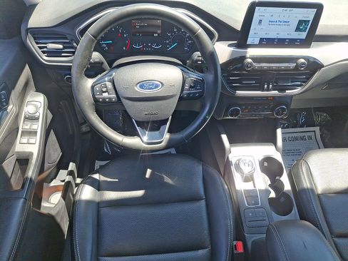 Used 2022 Ford Escape SEL AWD/4WD image 11