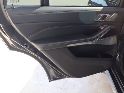 Used 2019 BMW X7 xDrive50i w/ Dynamic Handling Package image 32