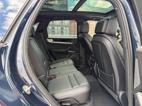 New 2026 Porsche Cayenne AWD/4WD image 21