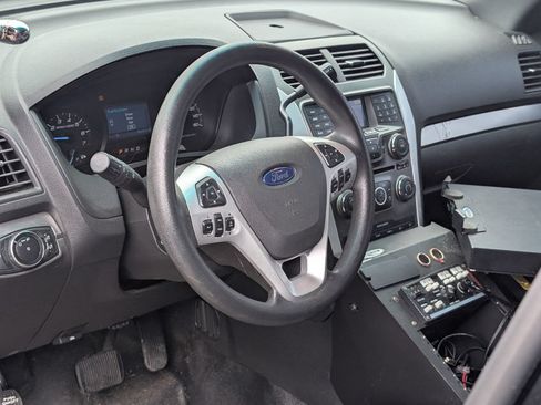 Used 2015 Ford Explorer 4WD Police Interceptor image 7